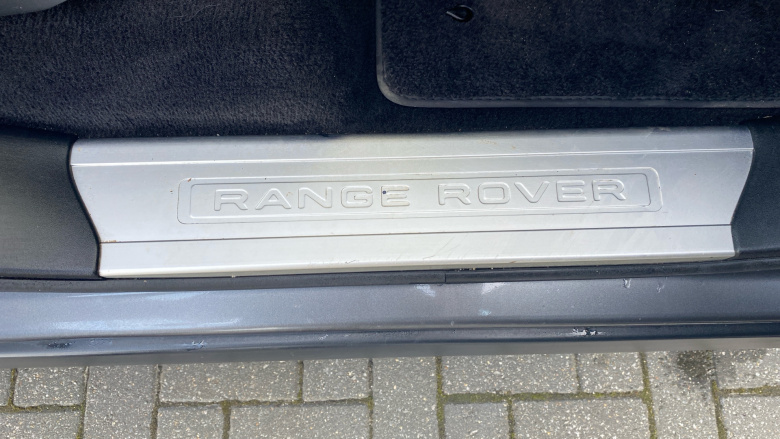 Land Rover Range Rover Sport 2.0 P400e HSE 5dr Auto Estate